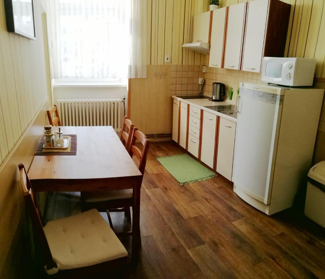 Penzion Pod Zamkem Vizovice Extérieur photo